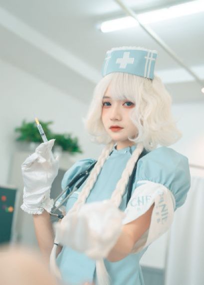 性感美女久久久_高清版完整版未删减