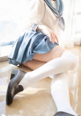 美女做操美让操她_国产在线观看